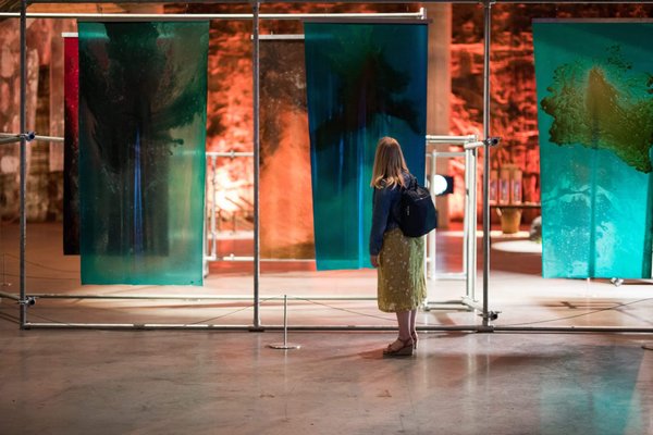 How can tourists find immersive 17th-century farming experiences in rural Scotland?